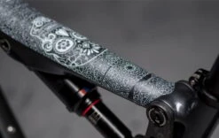 Dyedbro Beschermingsset Voor Montuur - Día De Muertos - Wit Matte -Fiets Winkel 03 DBF11148