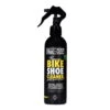 Muc-Off Fietsschoenreiniger - 250 Ml 2 Muc-Off Fietsschoenreiniger - 250 Ml -Fiets Winkel Web 20336 Premium Bike Shoe Cleaner 250ml Shoe Kit 2022 1 1400x1400